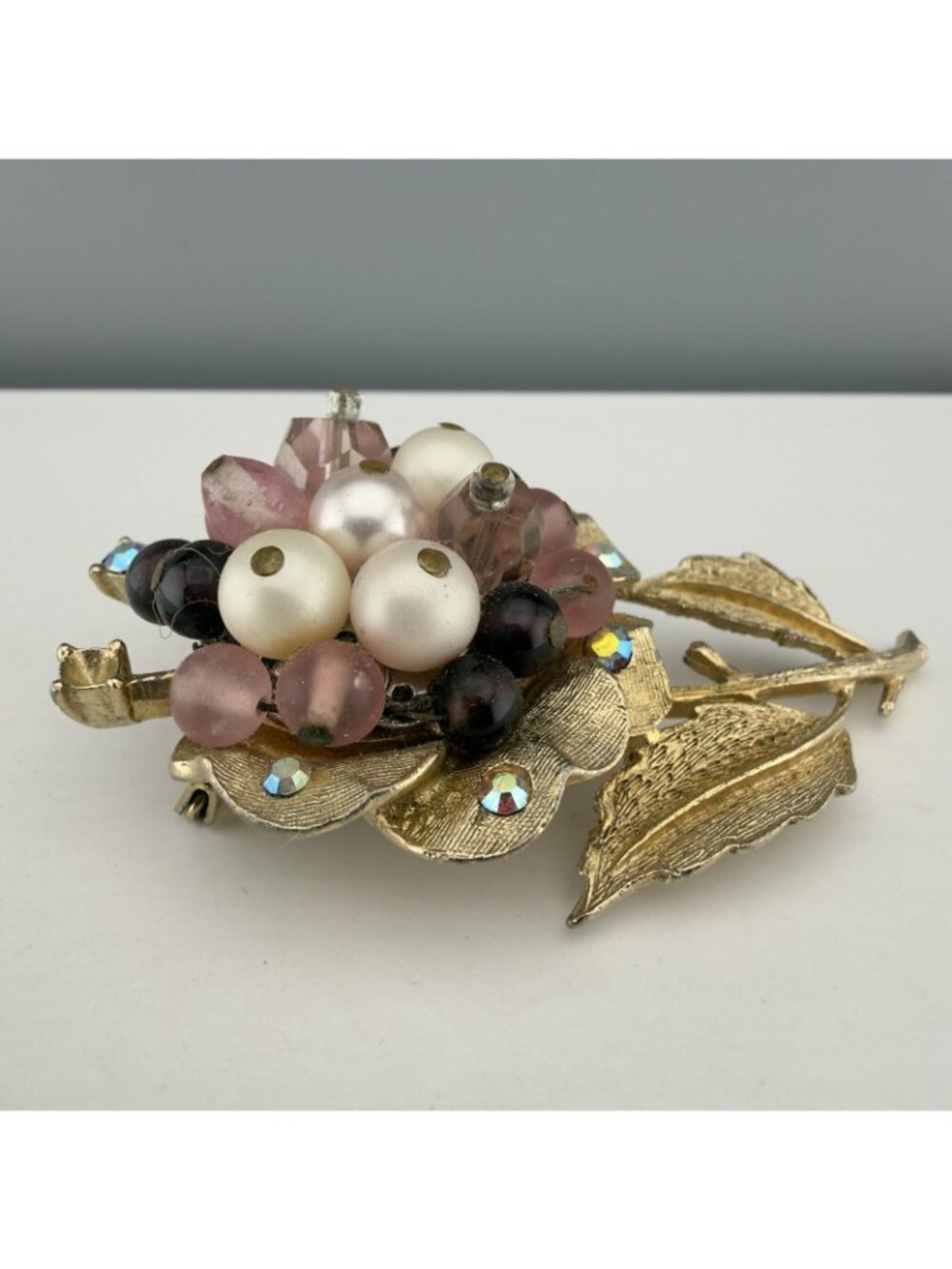 Vintage Coro Floral Brooch Rhinestone Faux Pearls AB Purple Bouquet Glass Bead - Picture 5 of 10